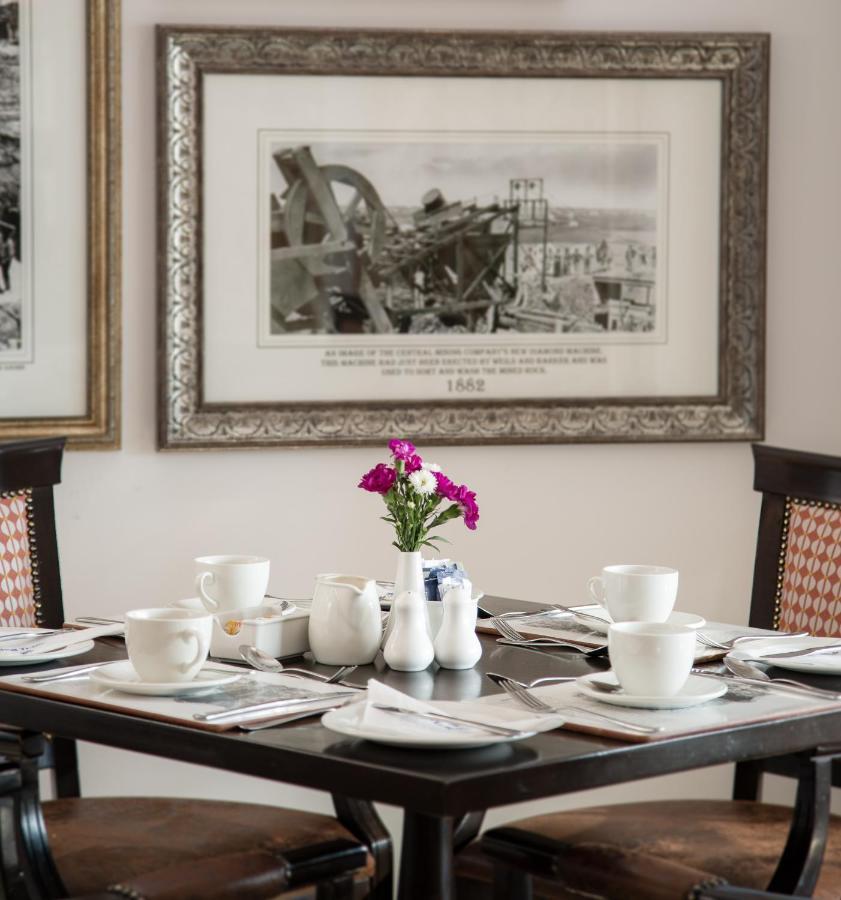 Protea Hotel By Marriott Kimberley Dış mekan fotoğraf