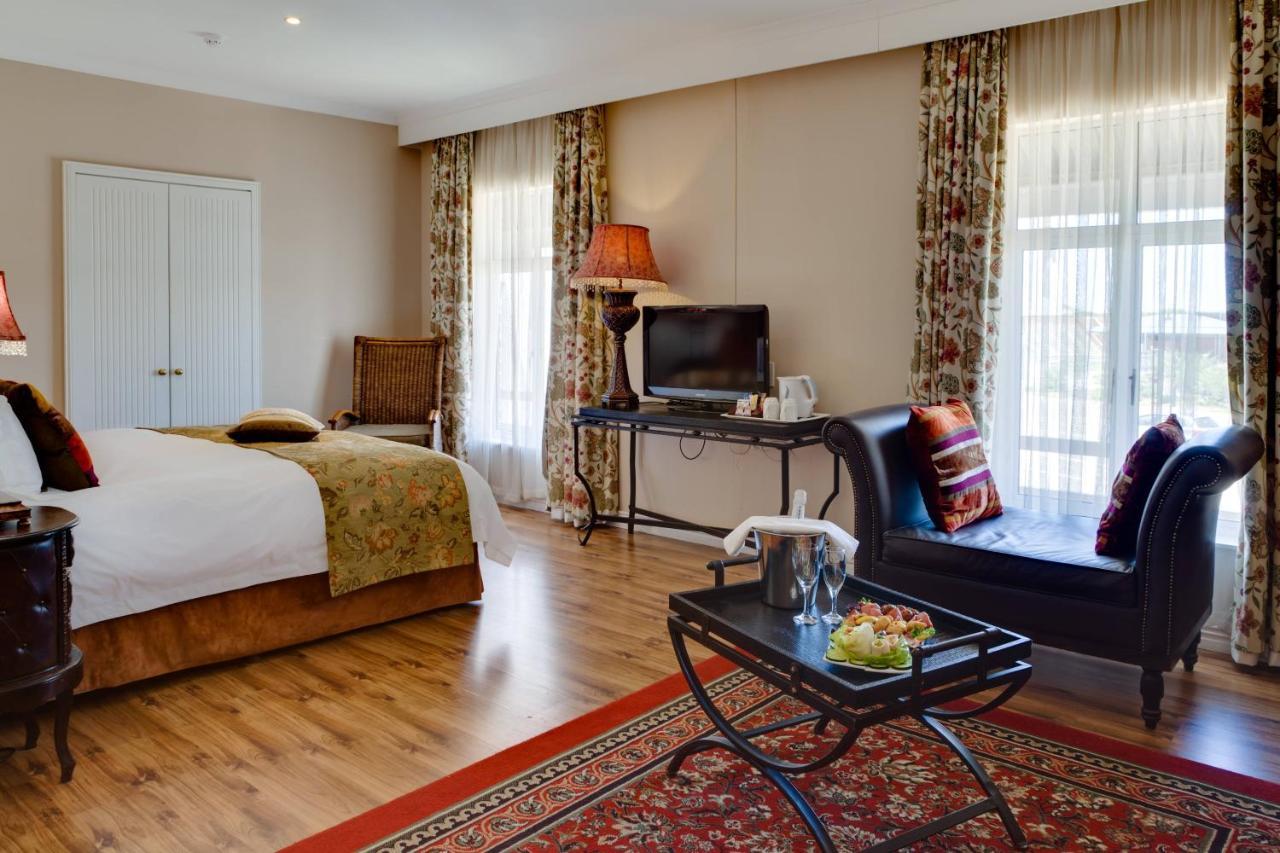 Protea Hotel By Marriott Kimberley Dış mekan fotoğraf